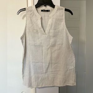 Doe & Rae Split Neck Sleeveless Stripe Tank Top Size Small